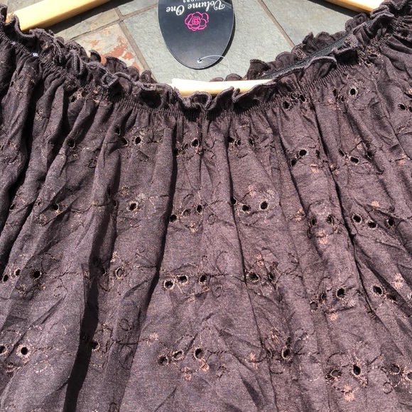 NWT Off shoulder elastic closure long sleeve Small - Picture 4 of 8